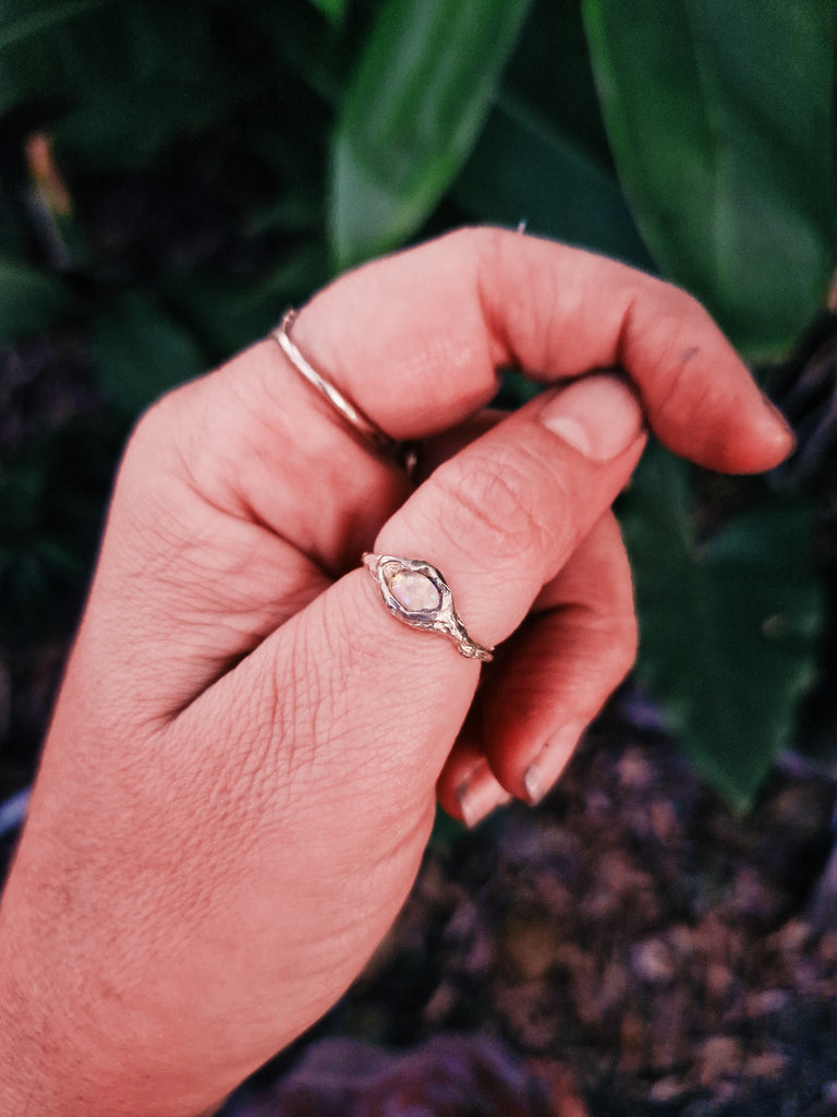Thalia - Golden Opal ring