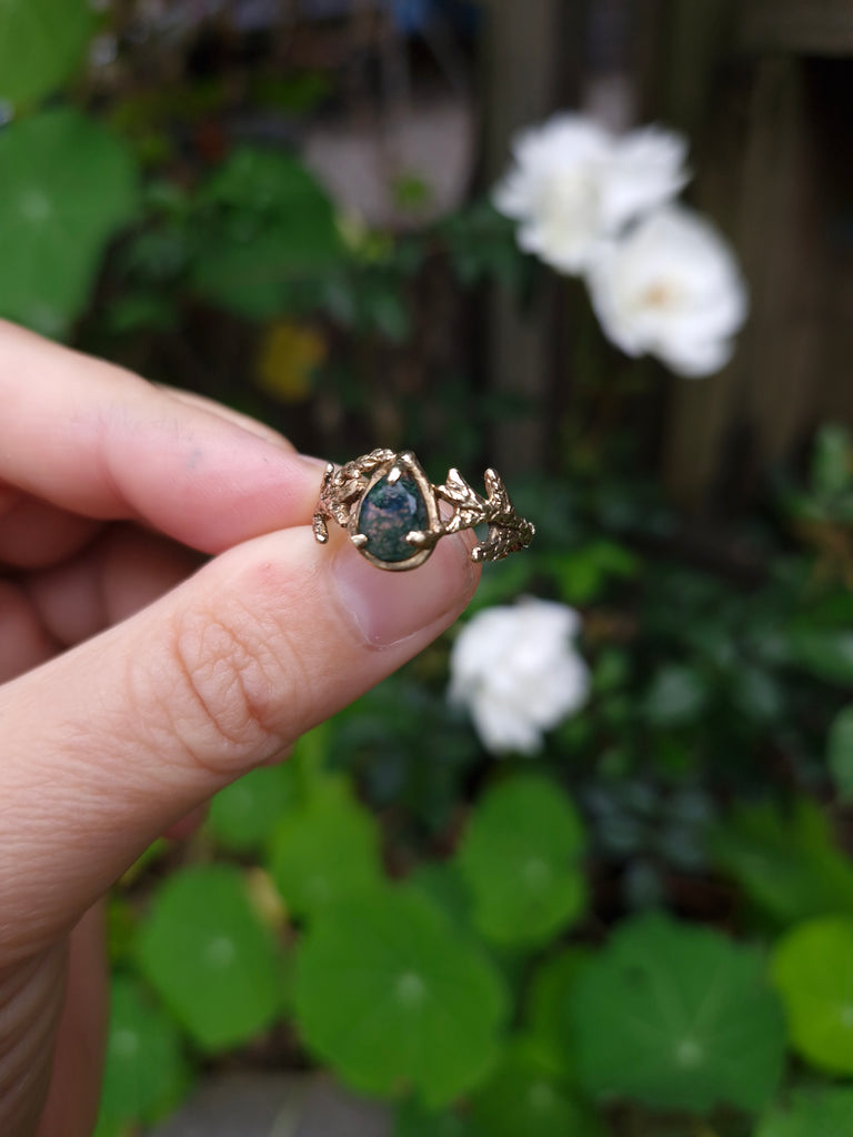The Embodiment of Wealth - Golden Ophelia Ring