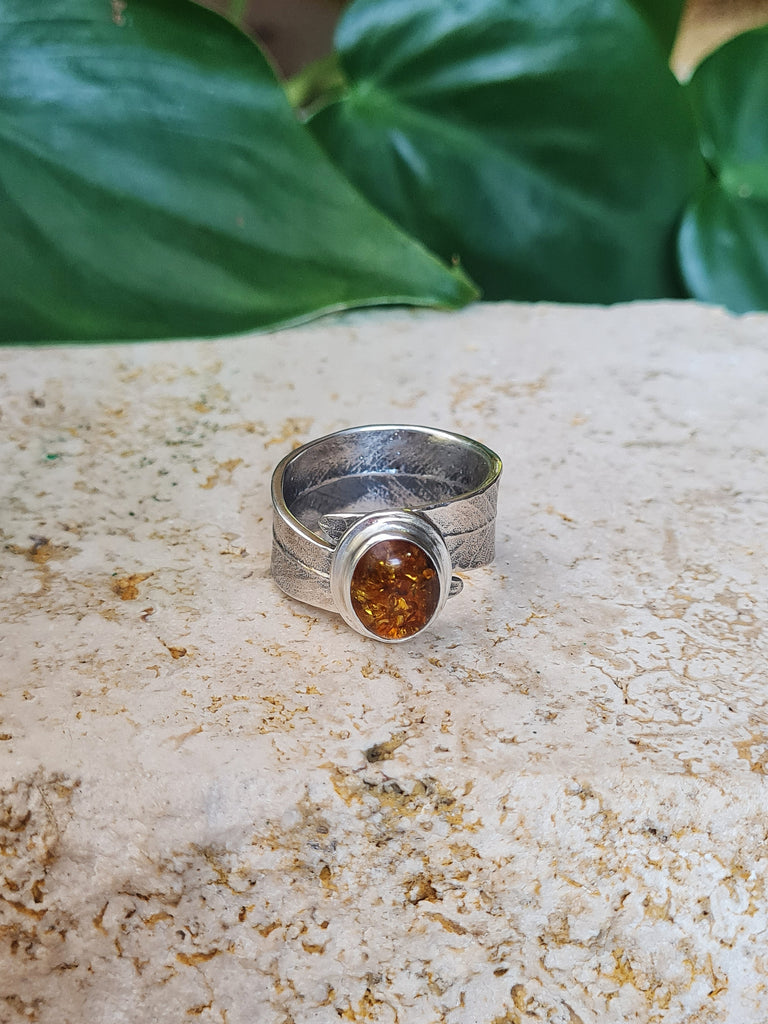 Amber Callistemon Leaf Ring - Botanical Stone