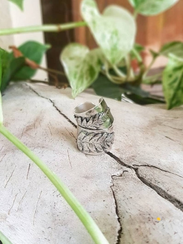 Hammered Fern Ring - Botanical Stone